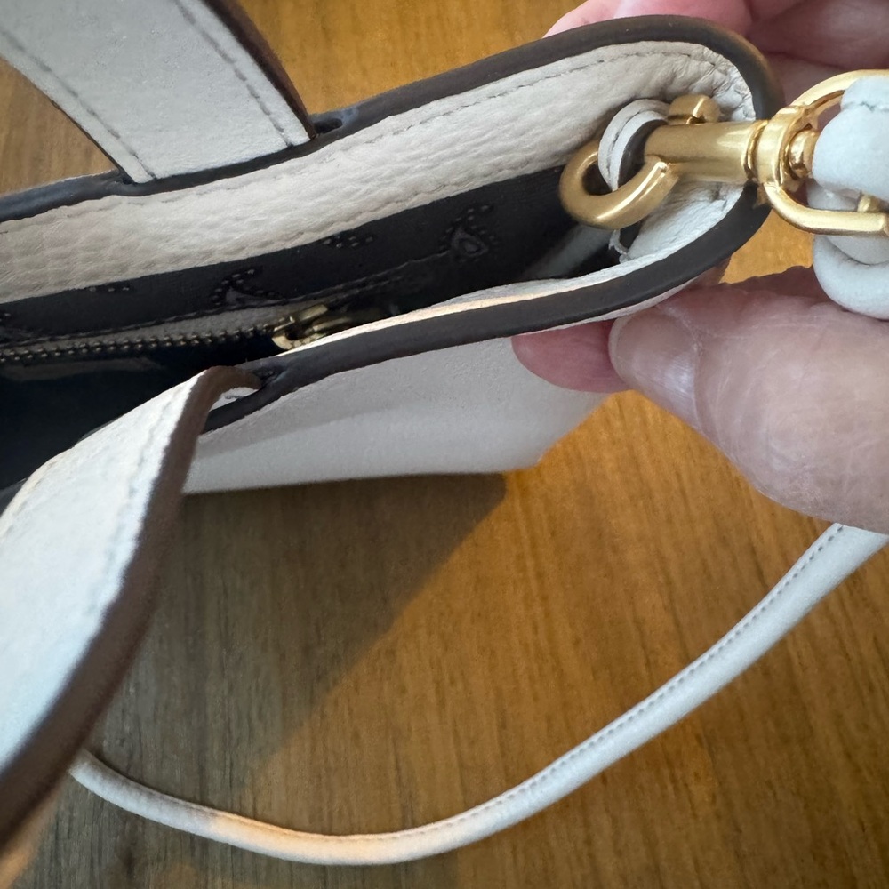 Vera Bradley Mini Original Tote Bag in Cottage Cream Leather! - Picture 5 of 5